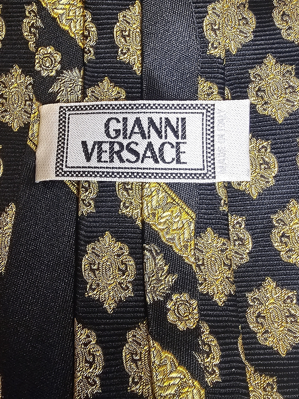 Versace Black and Gold Medallion Pattern Silk Tie - Picture 2 of 6